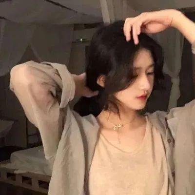 情谜睡美人